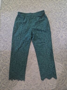 Draper James Dark Green Evergreen Lace pants - SIZE Large (Worn Once) Runs Large